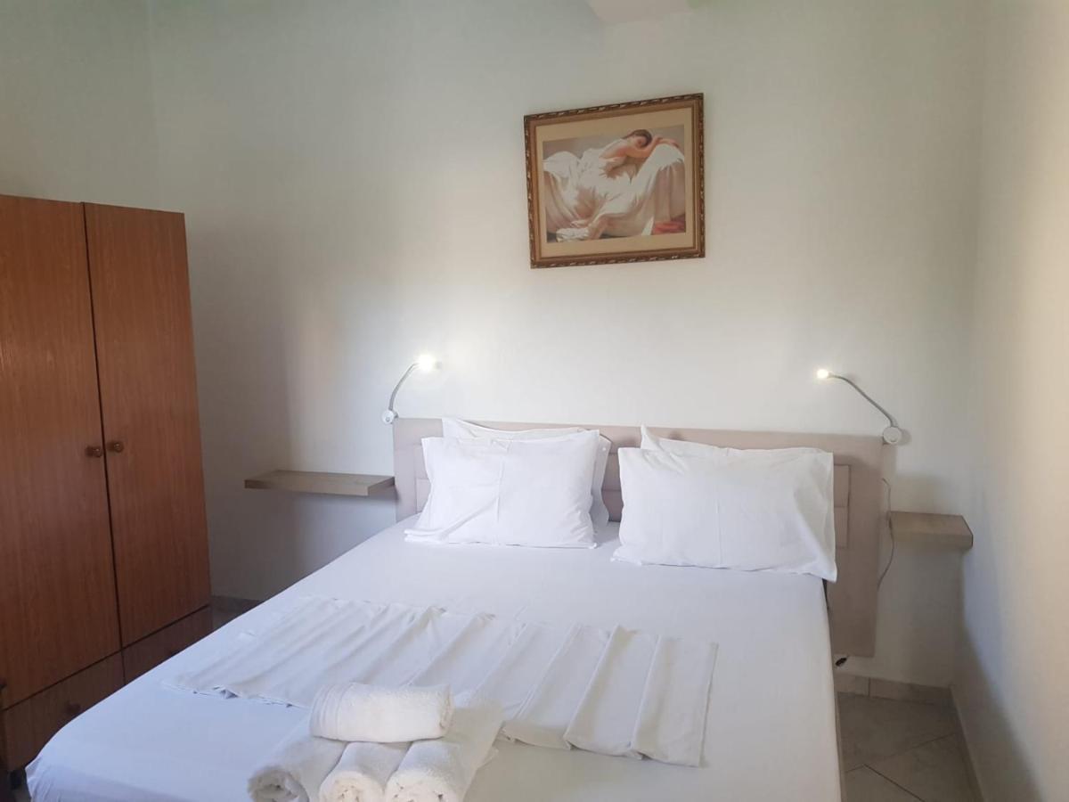 Apartments Rudi Orikum Εξωτερικό φωτογραφία