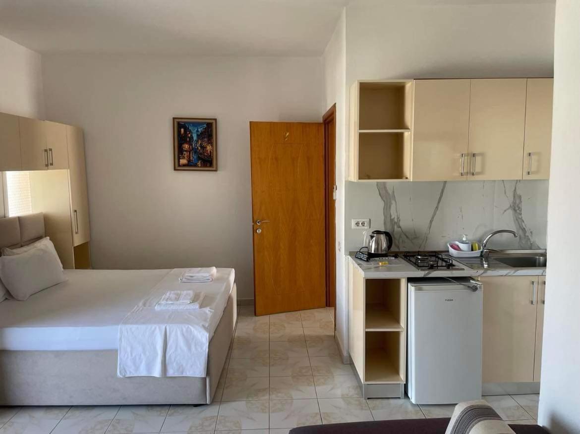 Apartments Rudi Orikum Εξωτερικό φωτογραφία
