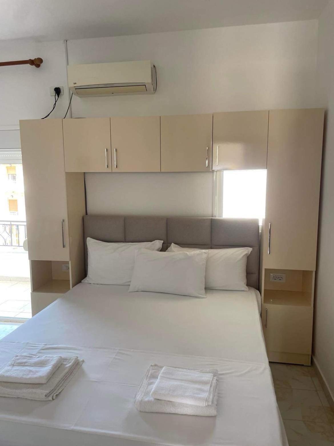 Apartments Rudi Orikum Εξωτερικό φωτογραφία